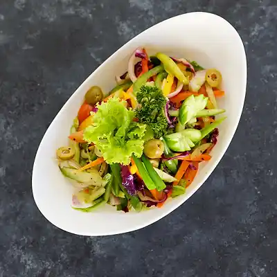 Mixed vegetable salad with olives